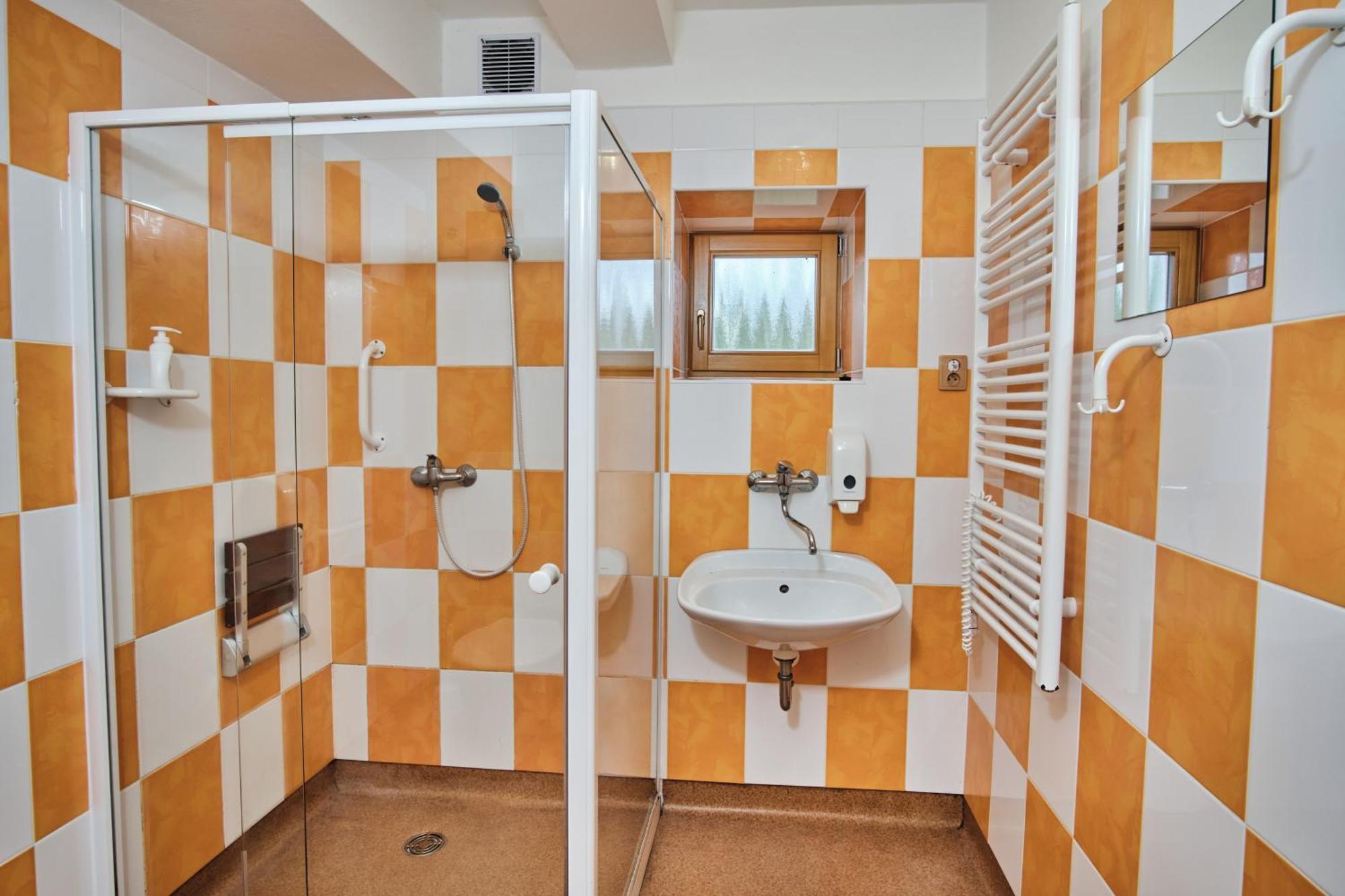 Hotel Strnadovsky Mlyn Jesenice  Zimmer foto